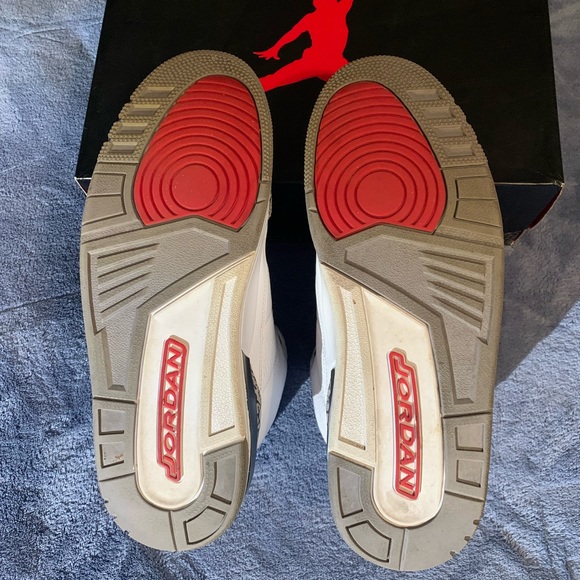 Jordan Retro 3 White Cement 2011 - Picture 3 of 7